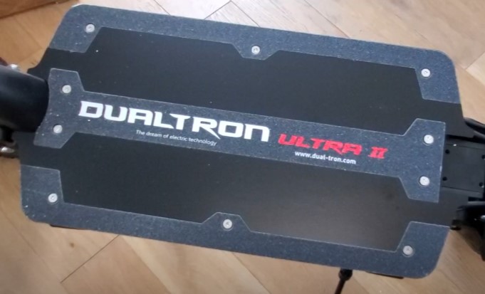 Dualtron Ultra 2 deck surface