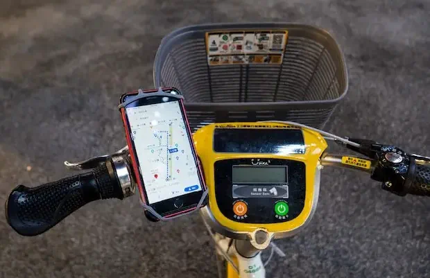 gadgets on an electric bike
