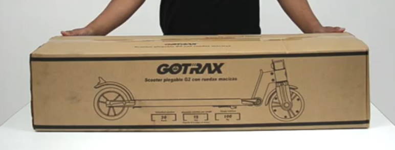unboxing the GoTrax G2