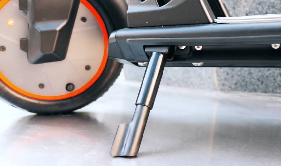 close view of the deck and kickstand of the Kugoo M2 Pro