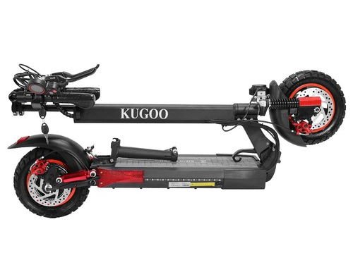 Электрический скутер Kugoo M4 Pro в сложенном виде на белом фоне