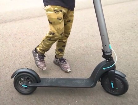 Levy Plus Review: A Comfy, Affordable Electric Scooter