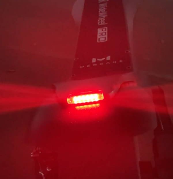 rear red light of the Mercane WideWheel Pro