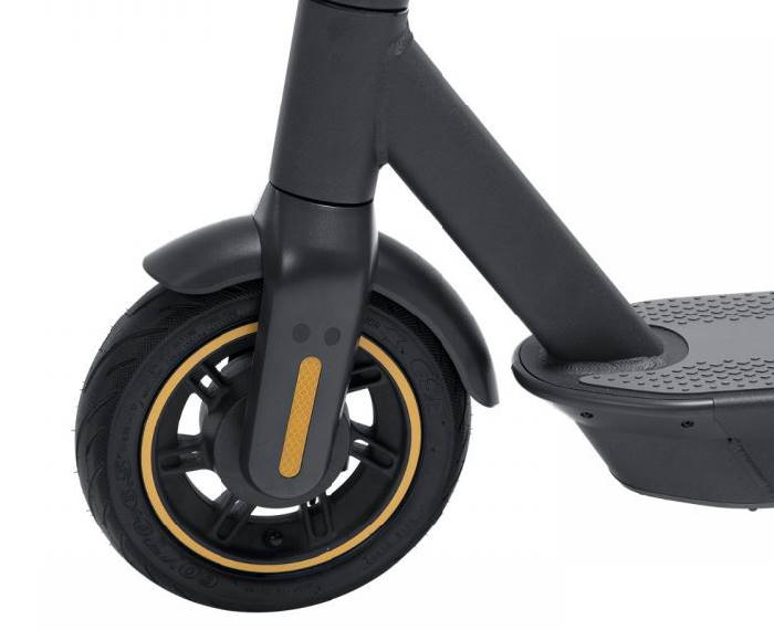 front wheel of the Ninebot Max