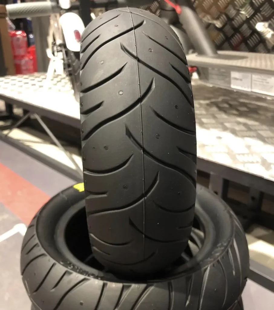 pneumatic tire for electric scooter