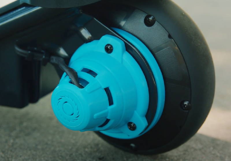 rear wheel of the Razor E100