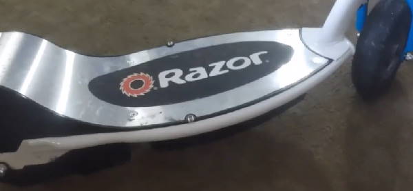 deck of the Razor E300