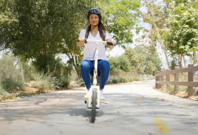 person riding the Razor EcoSmart Metro