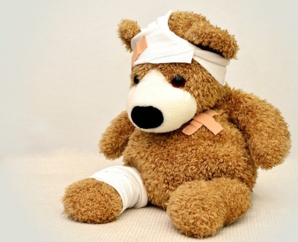 an injured teddy bear