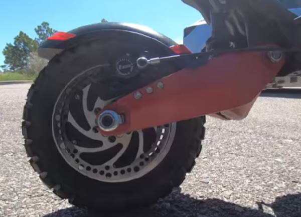 rear wheel and tire of the Turbowheel Lightning