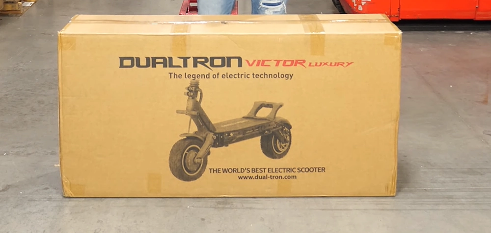 unboxing the Dualtron Victor Luxury