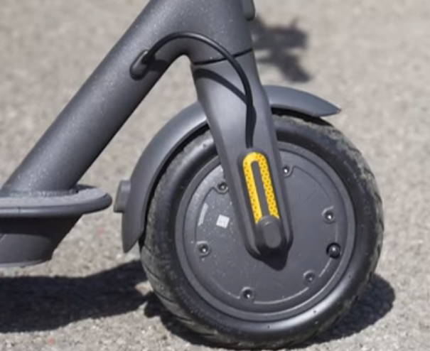 front tire of the Xiaomi Essential